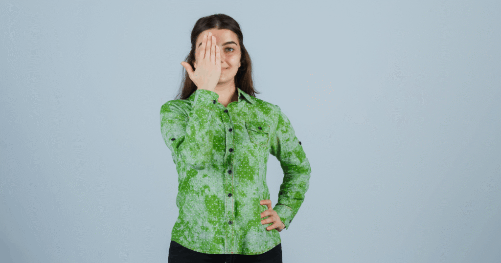 الثقة بالنفس، الخجل، والرهاب الاجتماعي: تحليل عصبي للشخصية والاضطراب في عام 2026