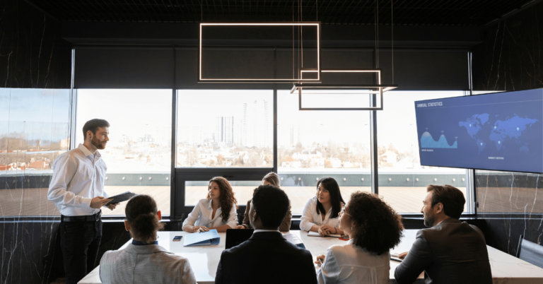 كيف تتحدث أمام الجمهور؟